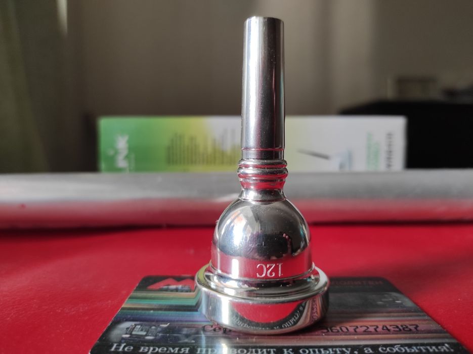 Продам--Різні мундштуки,; імпор.,Баритон, Тенор  ,. Трубні  -(  11