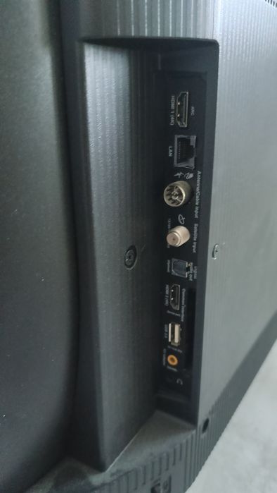 Телевізор TCL 43P715X1  побита матриця