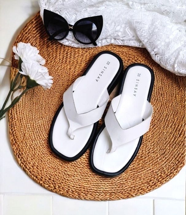 Białe Kremowe Japonki Klapki Mono Boho Retro Modne Letnie Lato 39