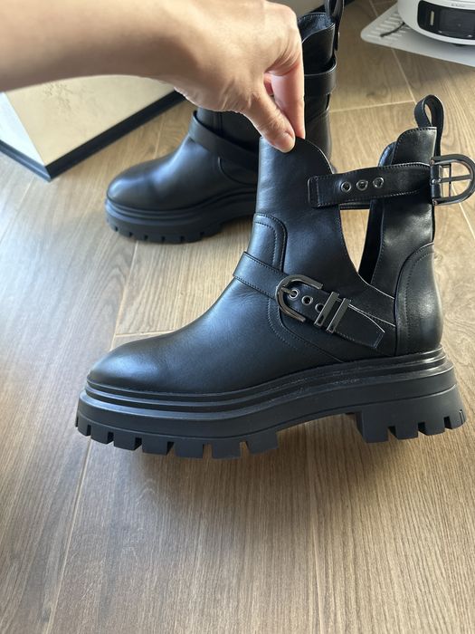 чорні шкіряні черевики Stuart Weitzman Maverick  (ОРИГІНАЛ)