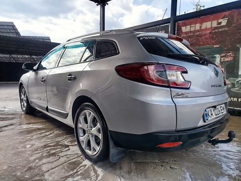 Renault Megane 3 2011рік 1.5 к9к