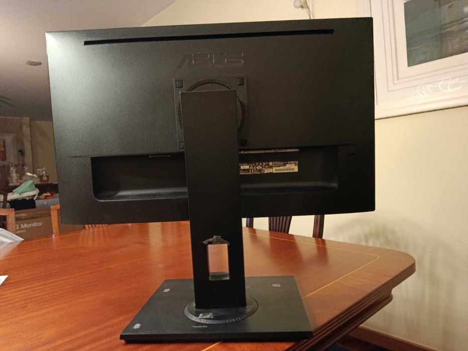 Monitor ASUS 25 polegadas