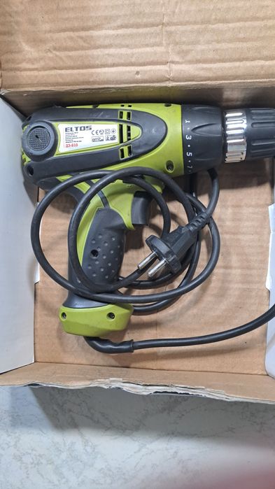 Дрель-шуруповерт ДЭ-810 электрический