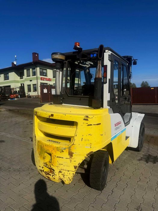 Вилковий навантажувач NISSAN FD40 4000 кг здвоєні колеса кабіна дизель 2014