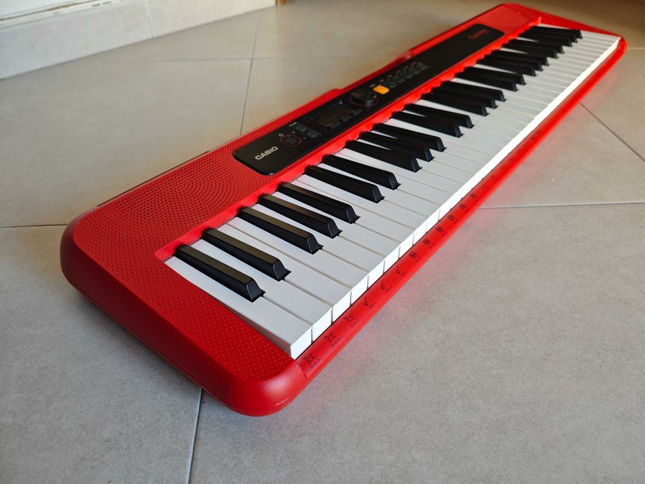 Casio CT-S200 RD