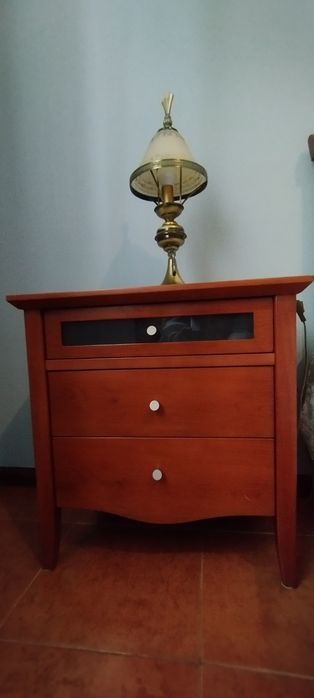 Quarto de casal sem roupeiro