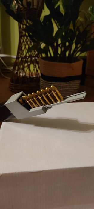 Adapter do ładowania magazynków z łódek pm BERETTA