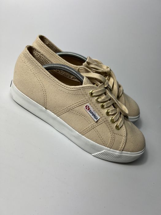 Nowe Superga trampki damskie beżowe 39 outlet
