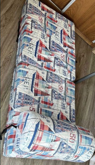 Divã (Sofá - Cama)