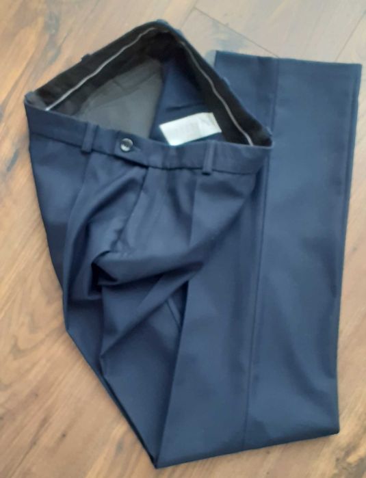 Garnitur młodzieżowy/męski granatowy 175 cm