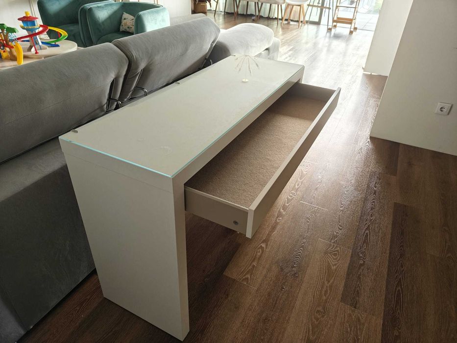 Secretária / Toucador MALM 102.036.10