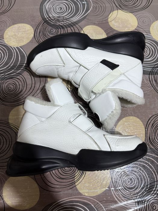 Зимні сапожки.