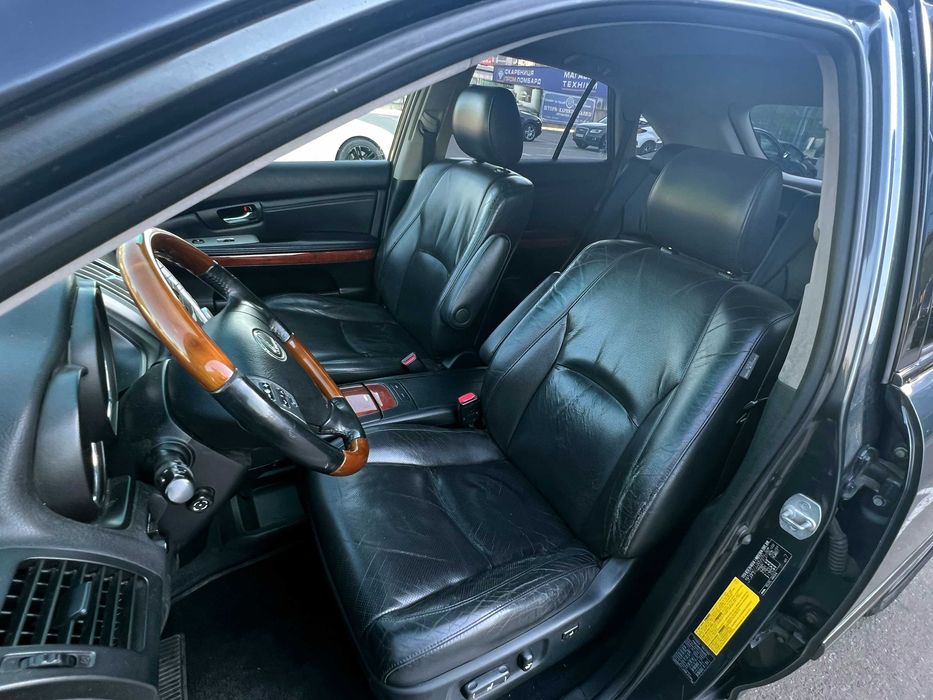 Lexus RX300 2003 г. Пробег подтверждается.