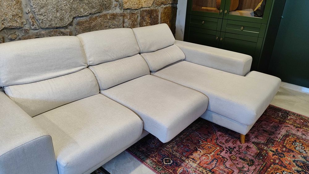 Sofá 3 lugares c/ chaise longue