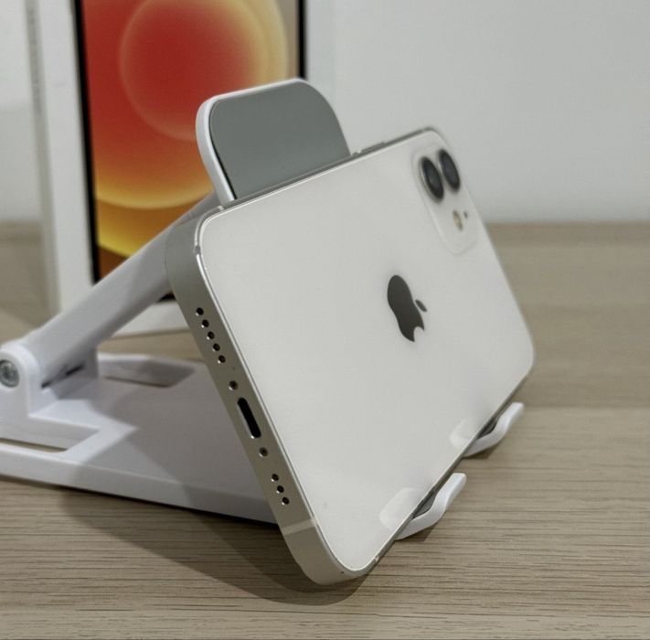 iPhone 12 - 64GB - Desbloqueado