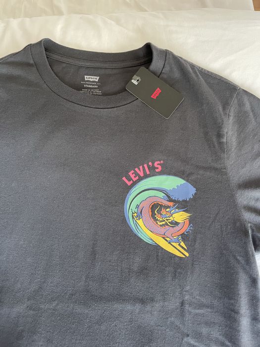 T-shirt nova da Levi's