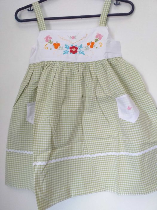 vestidos criança