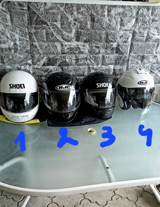 Продам шоломи в чудовому стані