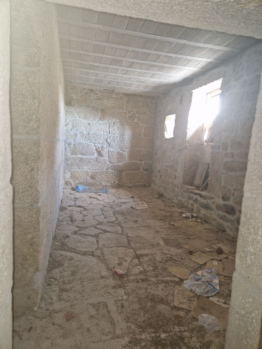 Casa rústica centenária Valpaços