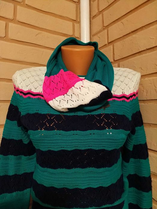 Нарядна,мереживна кофта,світшот з хомутом 44 р