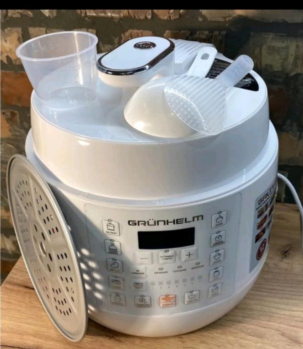 Мультиварка-скороварка Grunhelm MPC-19W, 5 л, 900 Вт