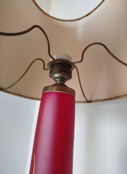 Belíssimo Candeeiro de Mesa, base em vidro