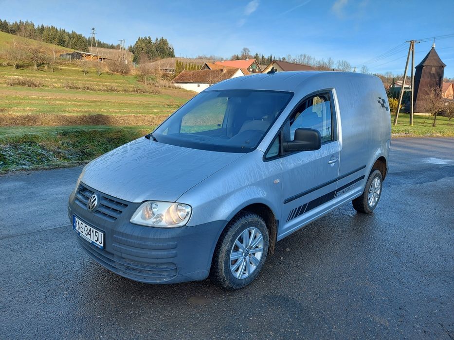 Volkswagen Caddy 4 Motion 4x4 1.9 TDI 105 Km 6 Biegów 2009r