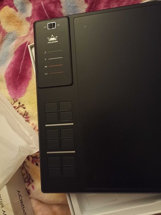 Графічний планшет HUION INSPIROY WH1409 V2