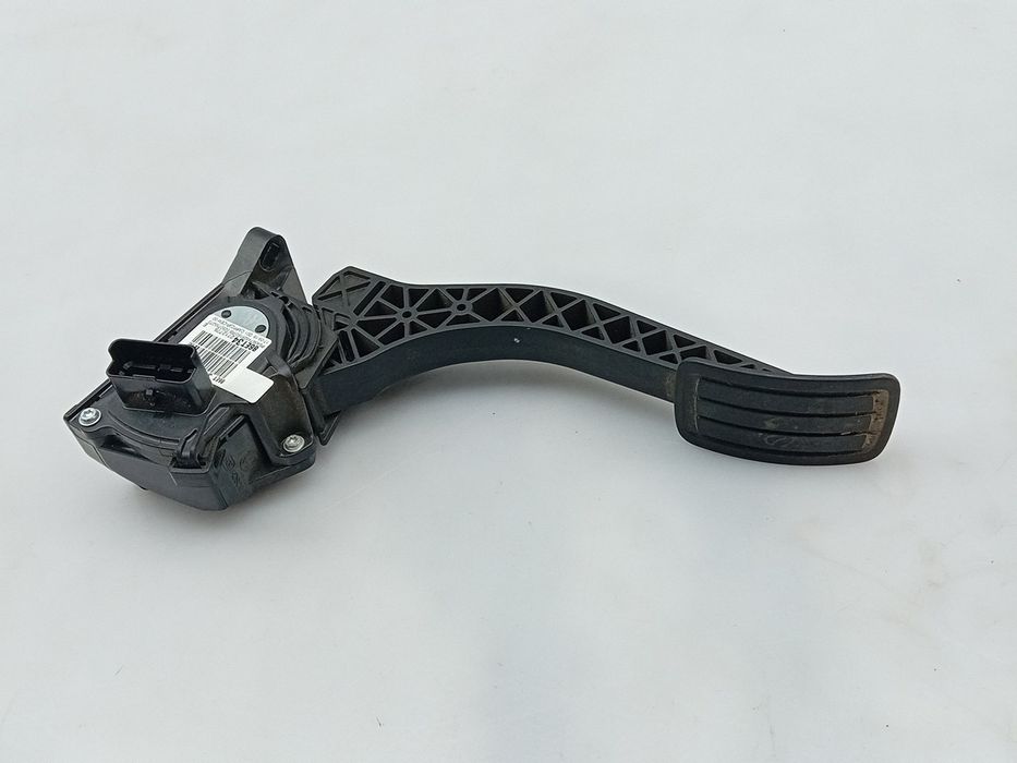 Pedal do acelerador PEUGEOT 308 II