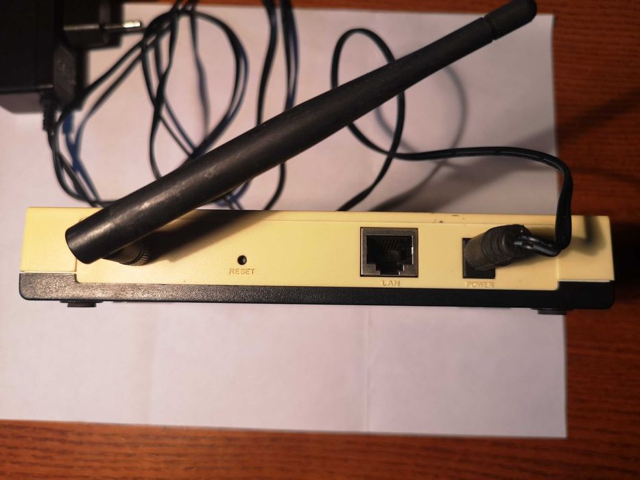 Router TP Link model 54M Wireless