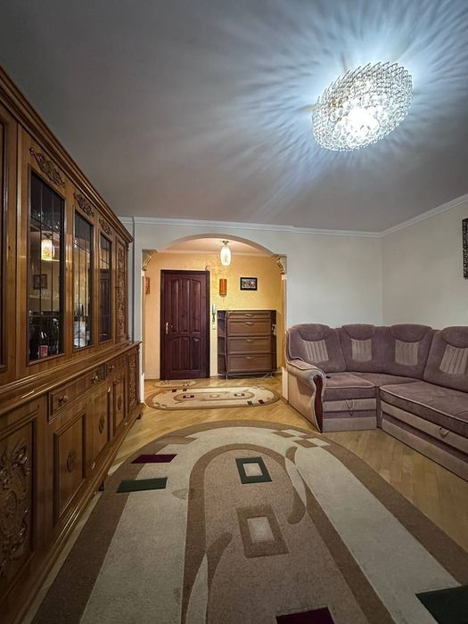 Продаж 3-кімнатної квартири | цегла | обмін 1км