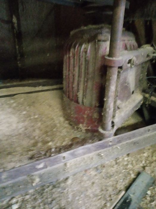 Електро фрезерний деревообробний станок