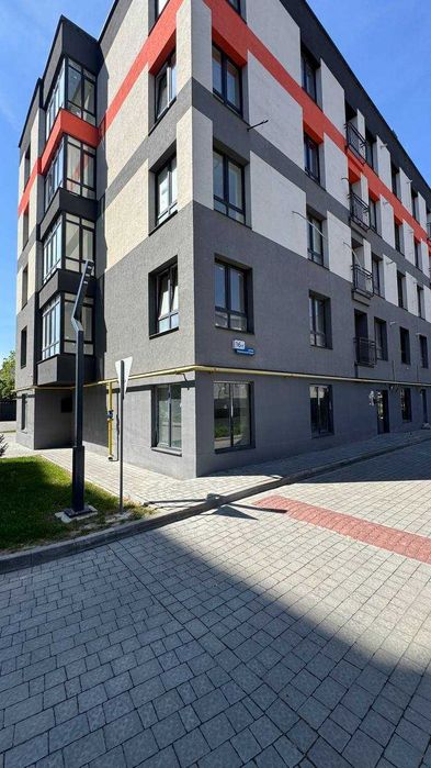 3-кімнатна квартира 92 м² у ЖК «Паркове містечко» , вул.Нац.Гвардії | 2 поверх | кухня-студія 22 м²