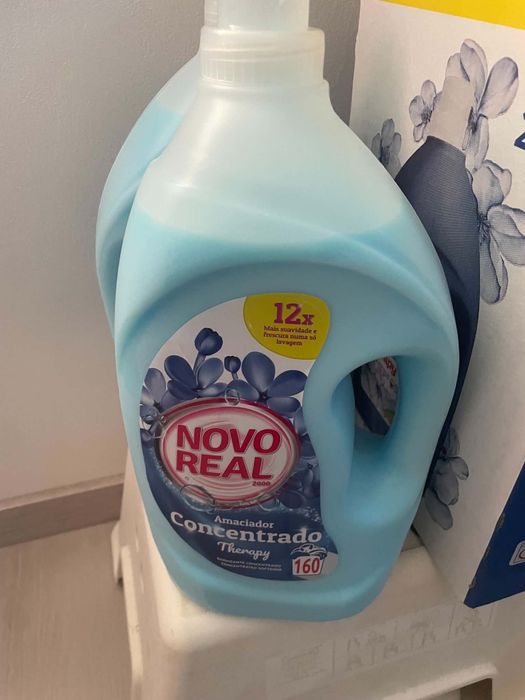 2 embalagens  detergentes roupa + 2 amaciadores  cheirinho muito bom para entregas