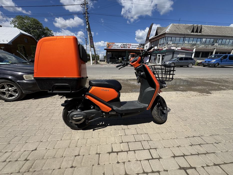 Електроскутер ATLAS Bee Yellow