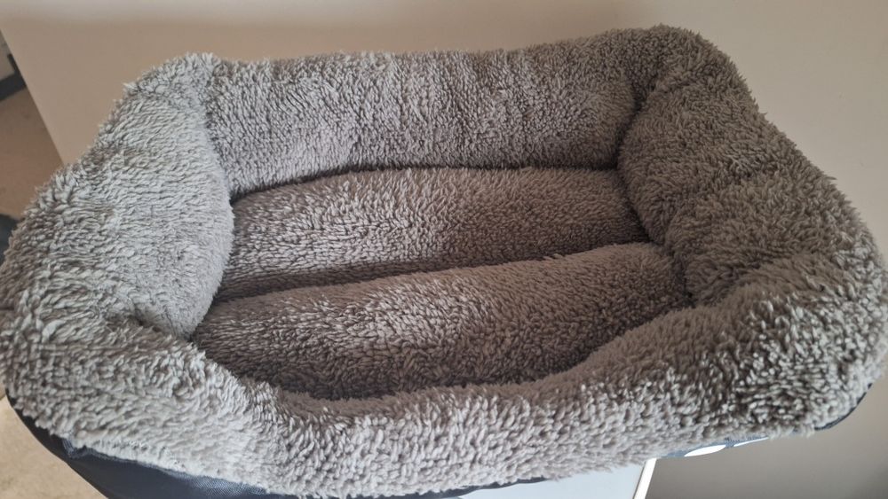 Лежанка для котів або маленьких порід собак