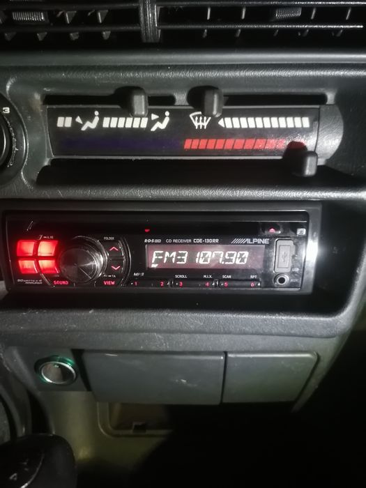 Магнетола Альпайн