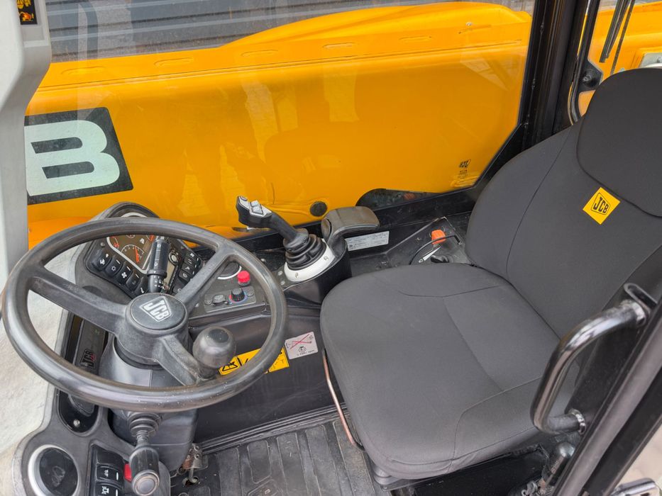 Jcb 527-58 Agri ładowarka teleskopowa 40km/h super stan!!!