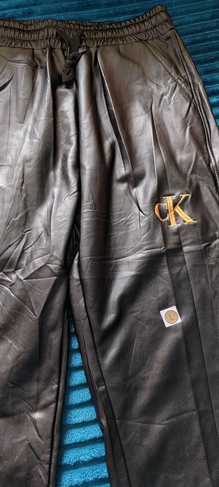 Spodnie Calvin Klein NOWE, rozmiar L