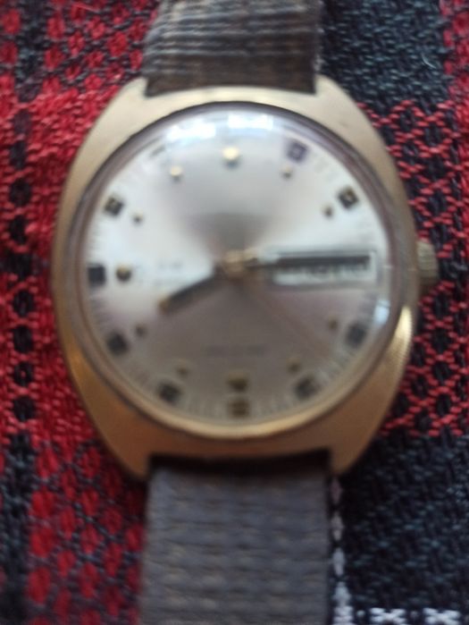 Продам наручные часы