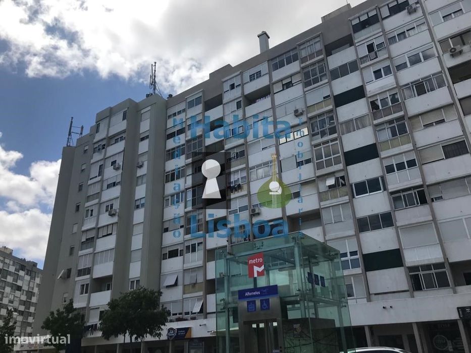 Quarto individual para Estudante Junto ao Metro Alfornelos