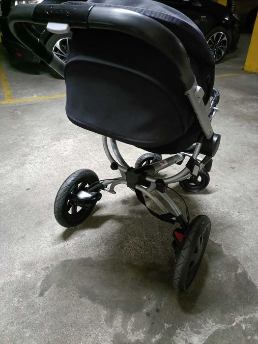 Carrinho de bebé de passeio