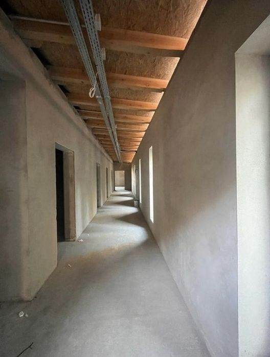 Tynki maszynowe cementowo-wapinne