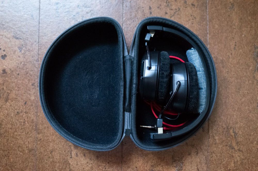 Auscultadores Beyerdynamic Custom Street, em excelente estado