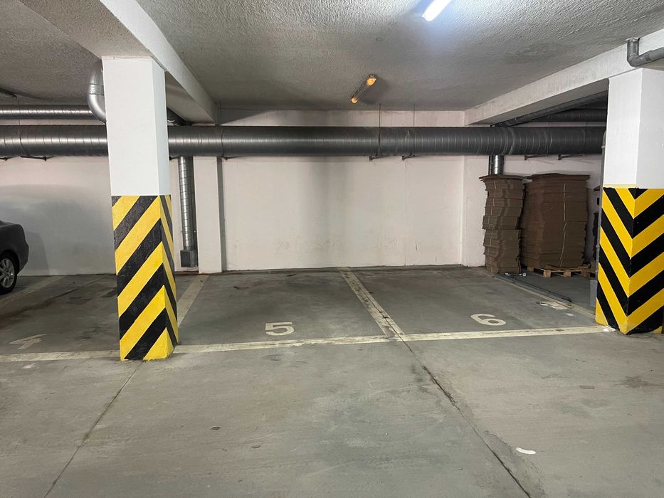 Wynajmę Miejsca parkingowe w garażu podziemnym Koszalin  przy Hotelu Gromada