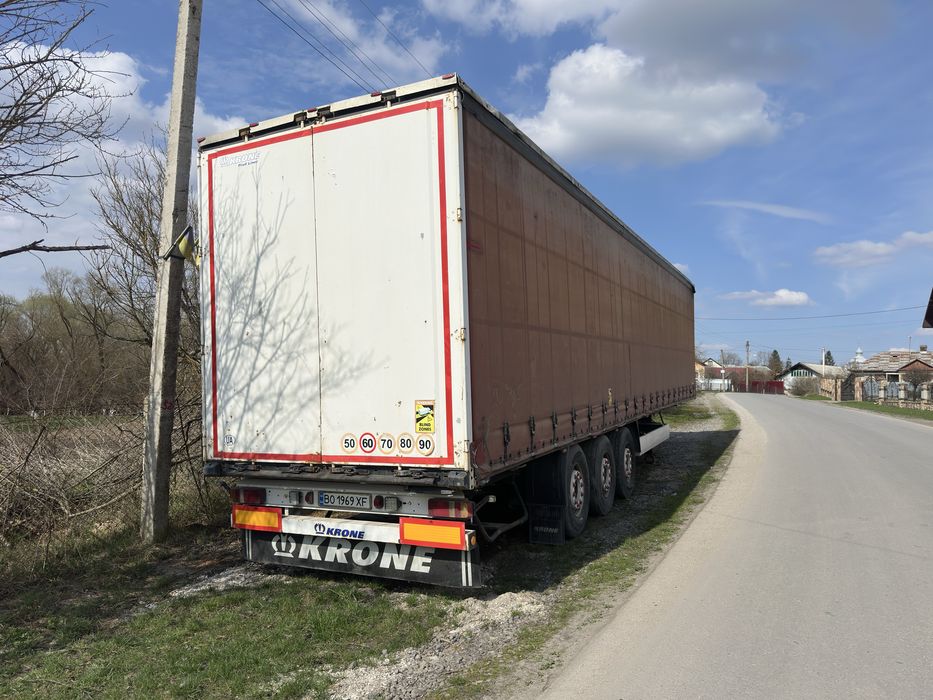 Напівпричіп Krone SDP27