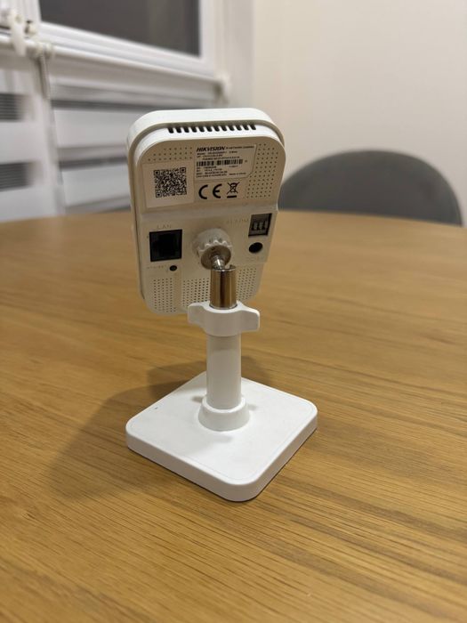 IP камера Hikvision DS-2CD2420F-I (2.8 мм)