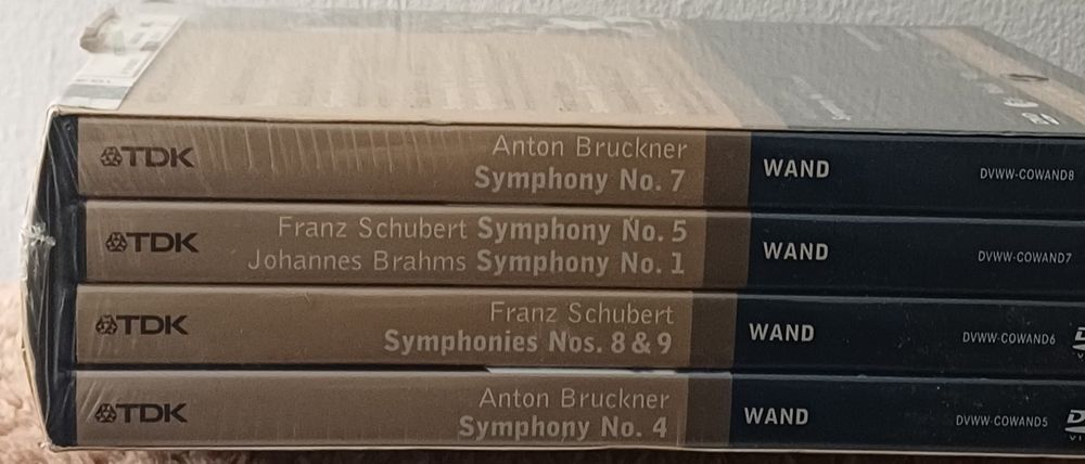 Piano 4 Dvds ainda plastificados