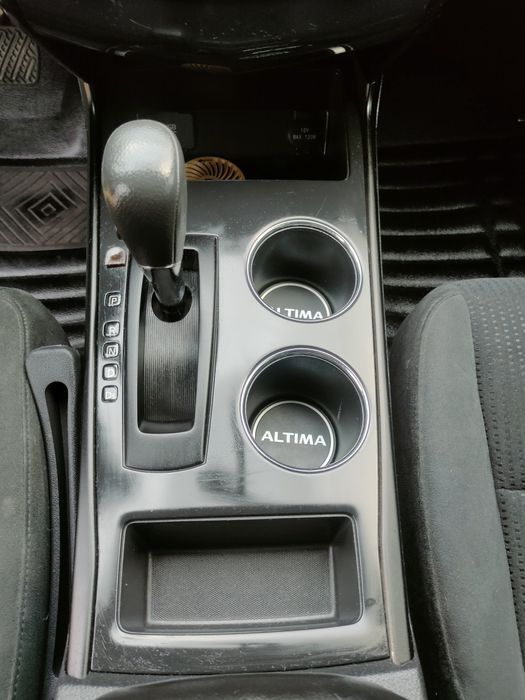 Продам Nissan ALTIMA 2016р.2.5 бензин