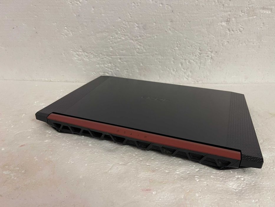 Игровой Acer NITRO AN515 + (RYZEN 8" ЯДЕР) + 16 RAM + Видео RX  (4ГБ)